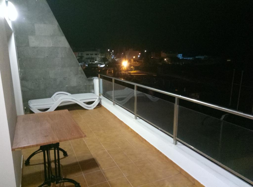 Apartamento Primera Linea De Playa Puerto de las Lajas Dış mekan fotoğraf